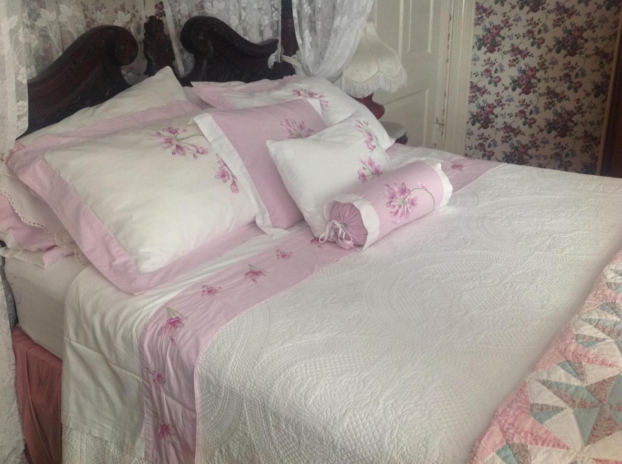The Gables Bed And Breakfast Philadelphia