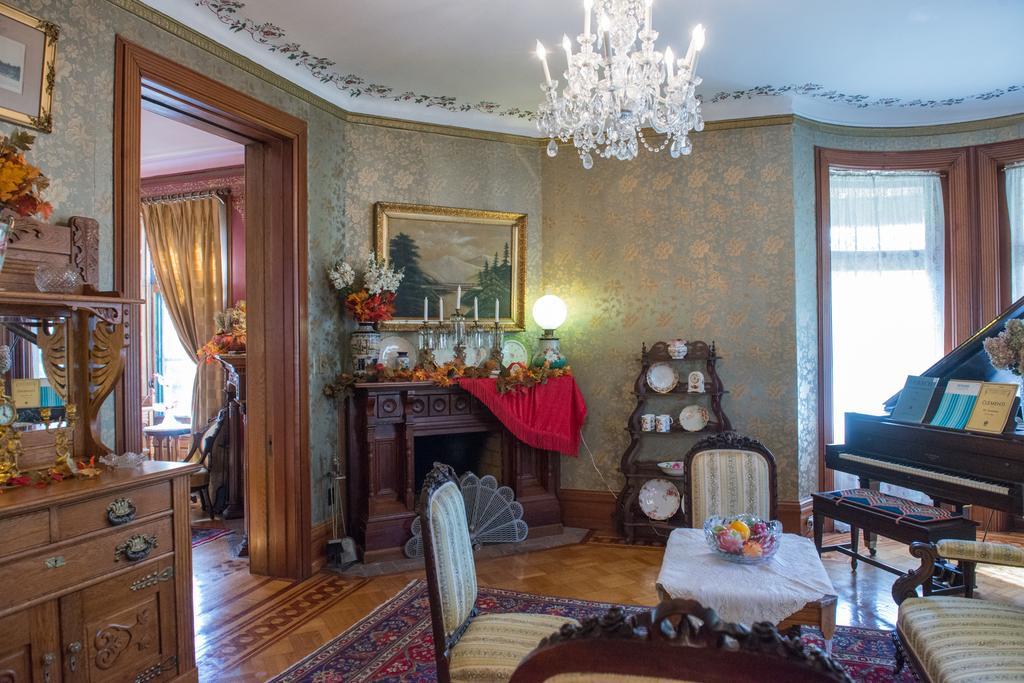 The Gables Bed And Breakfast Philadelphia