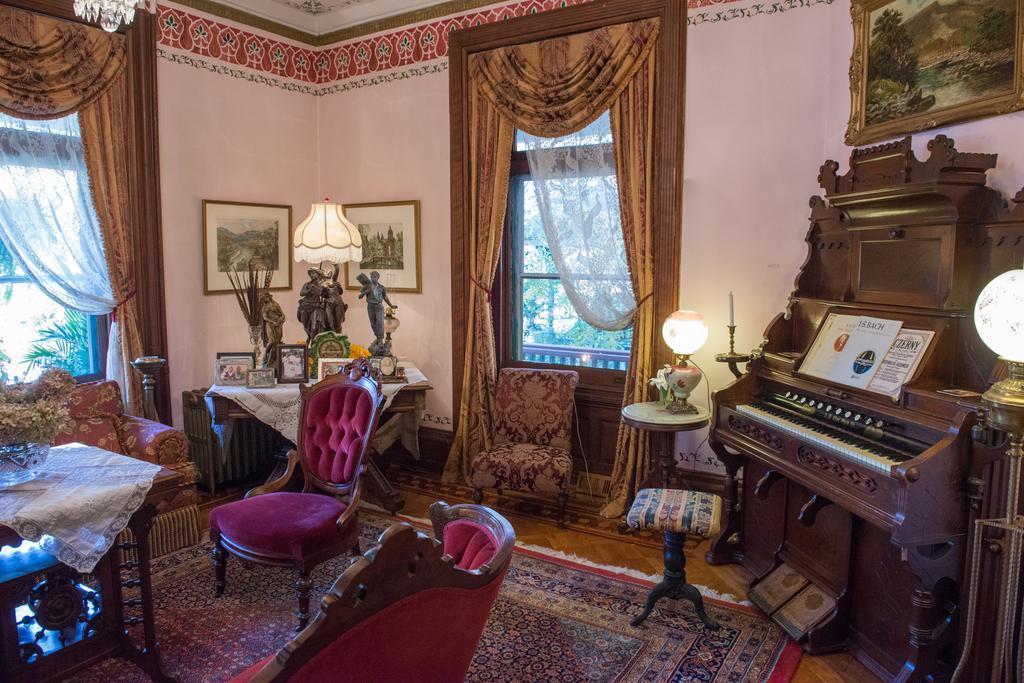 The Gables Bed and breakfast